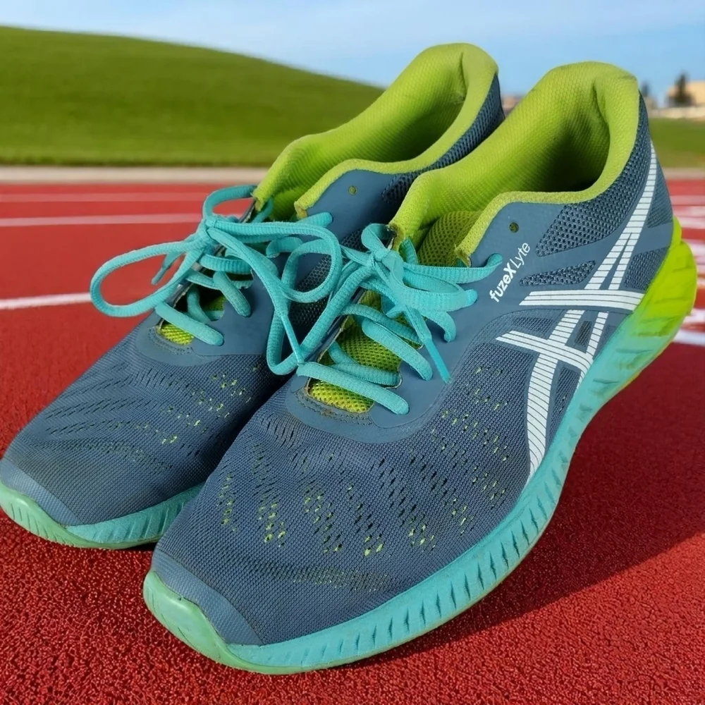 Asics Women's Size 12 Fuze X Lyte Athletic Shoes Gym Running